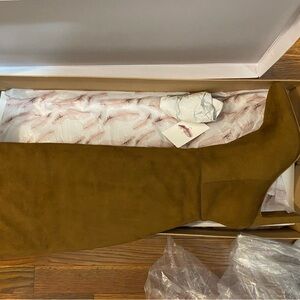 Jessica Simpson Tan Heeled Boots